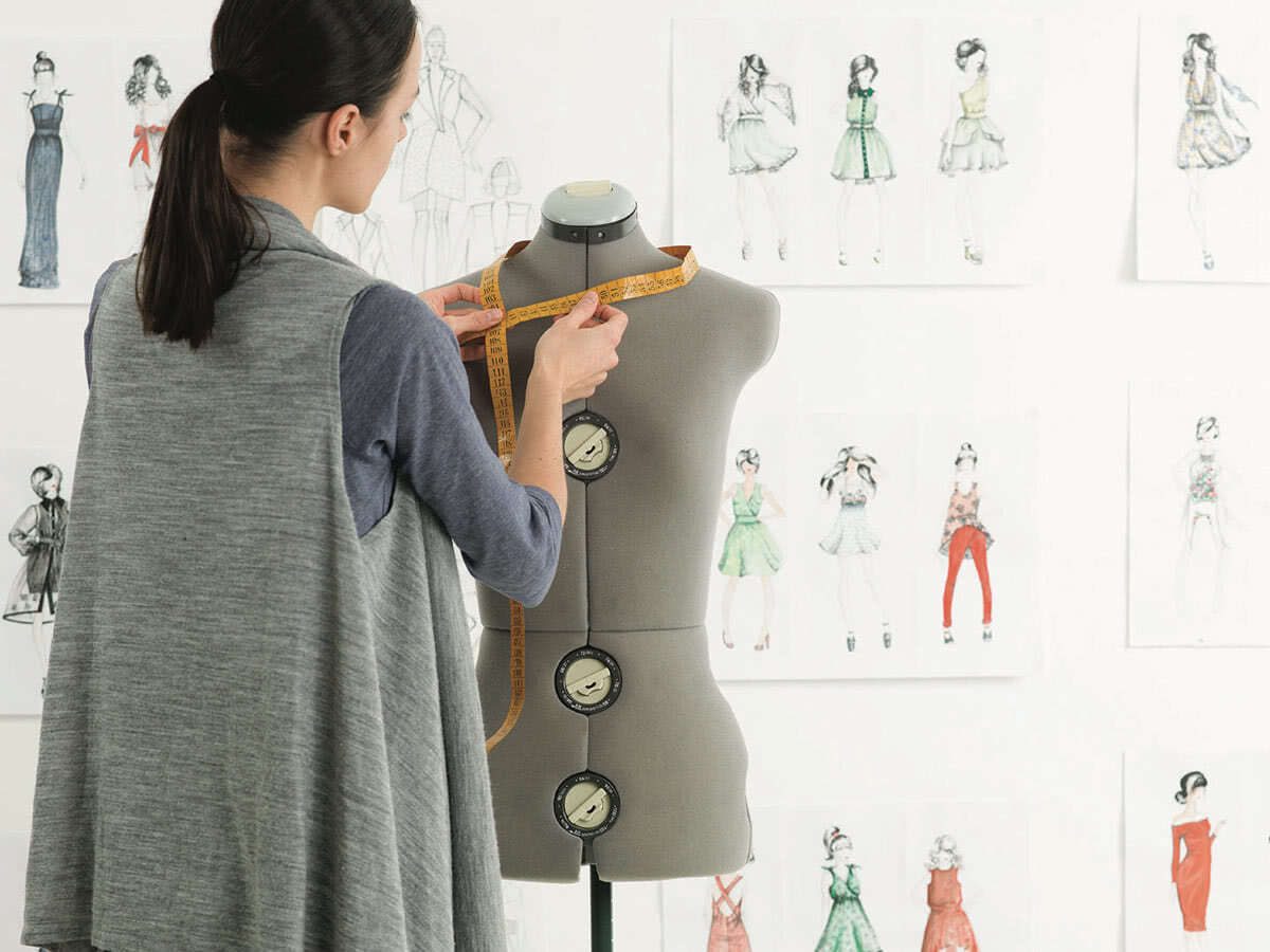 Retorcido comerciante Usual Diseñador de Moda - 1 Año | Universidad de la Empresa