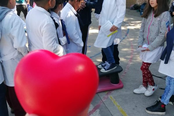 Una Universidad comprometida con la gente <br> Fisioterapia en la Expo Semana del Corazón 15 corazón expo salud