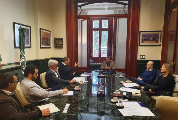 Autoridades de UDE y UCES <br> en reunión de planificación 2020 8 UCES UDE