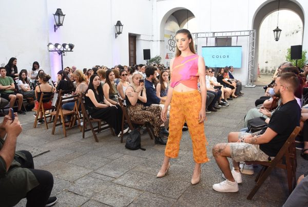 La moda uruguaya hizo "Catarsis" <br> Diseño de Indumentaria en UDE 7 Catarsis Desfile header