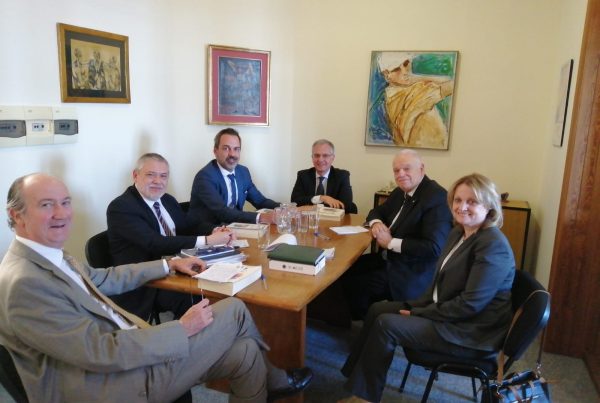 Diálogo con la Corte Interamericana de Derechos Humanos 13 Derechos Humanos en Uruguay