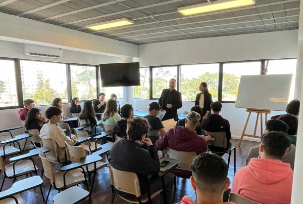 visitas estudiantes universidad de la empresa