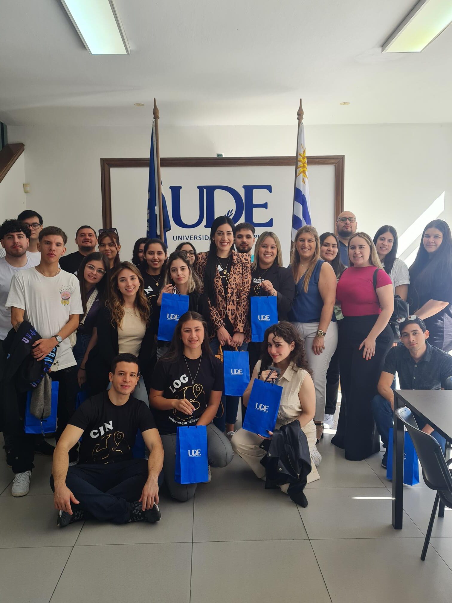 UDE recibe a estudiantes y docentes de la Universidad Americana de Paraguay