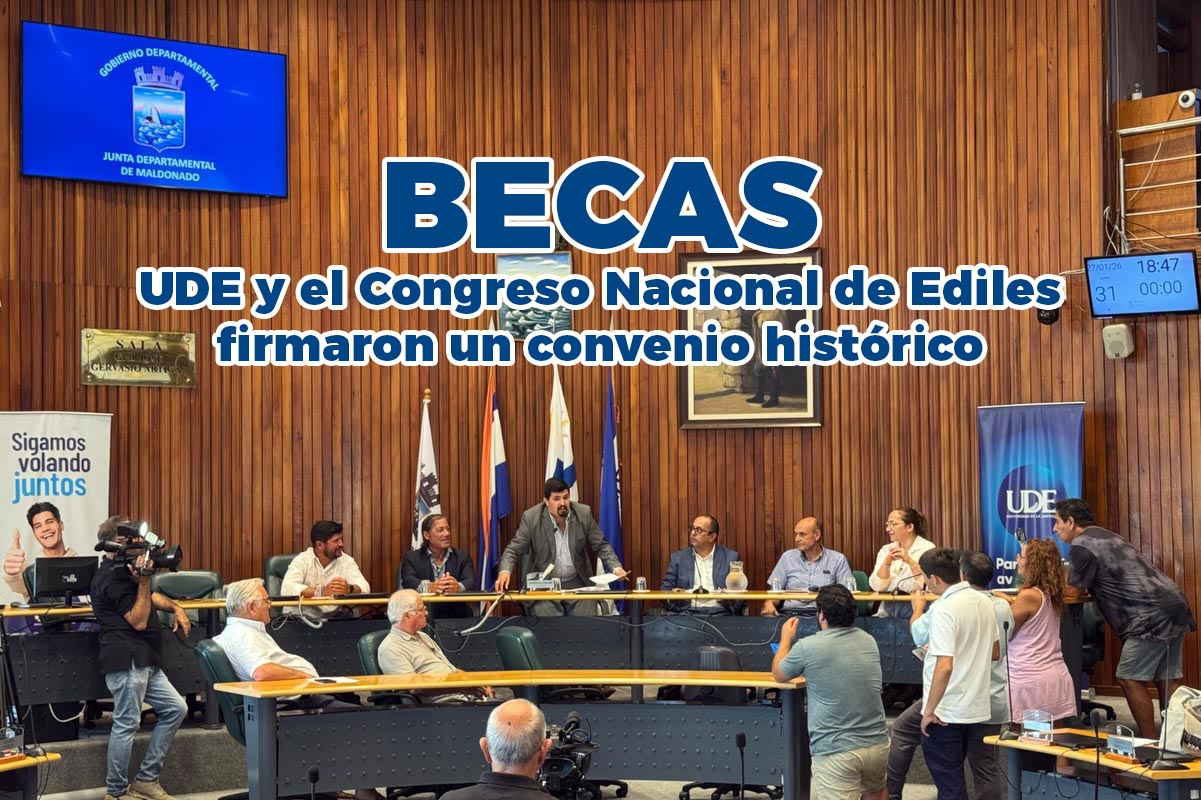 UDE y el Congreso Nacional de Ediles firman convenio por 2.300 becas para estudiar carreras y cursos en todo Uruguay, con foco en el interior.