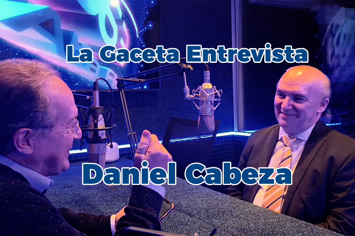 entrevista con información de estudiar abogacia