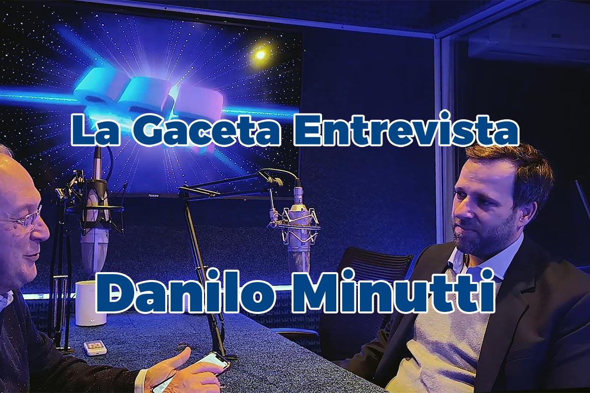 Universidad de la Empresa 17 contador Danilo Minutti