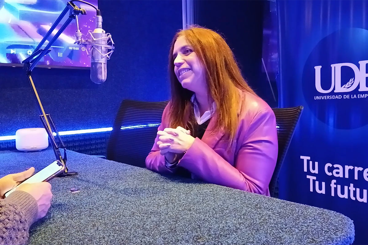 docente Leticia Fernández
