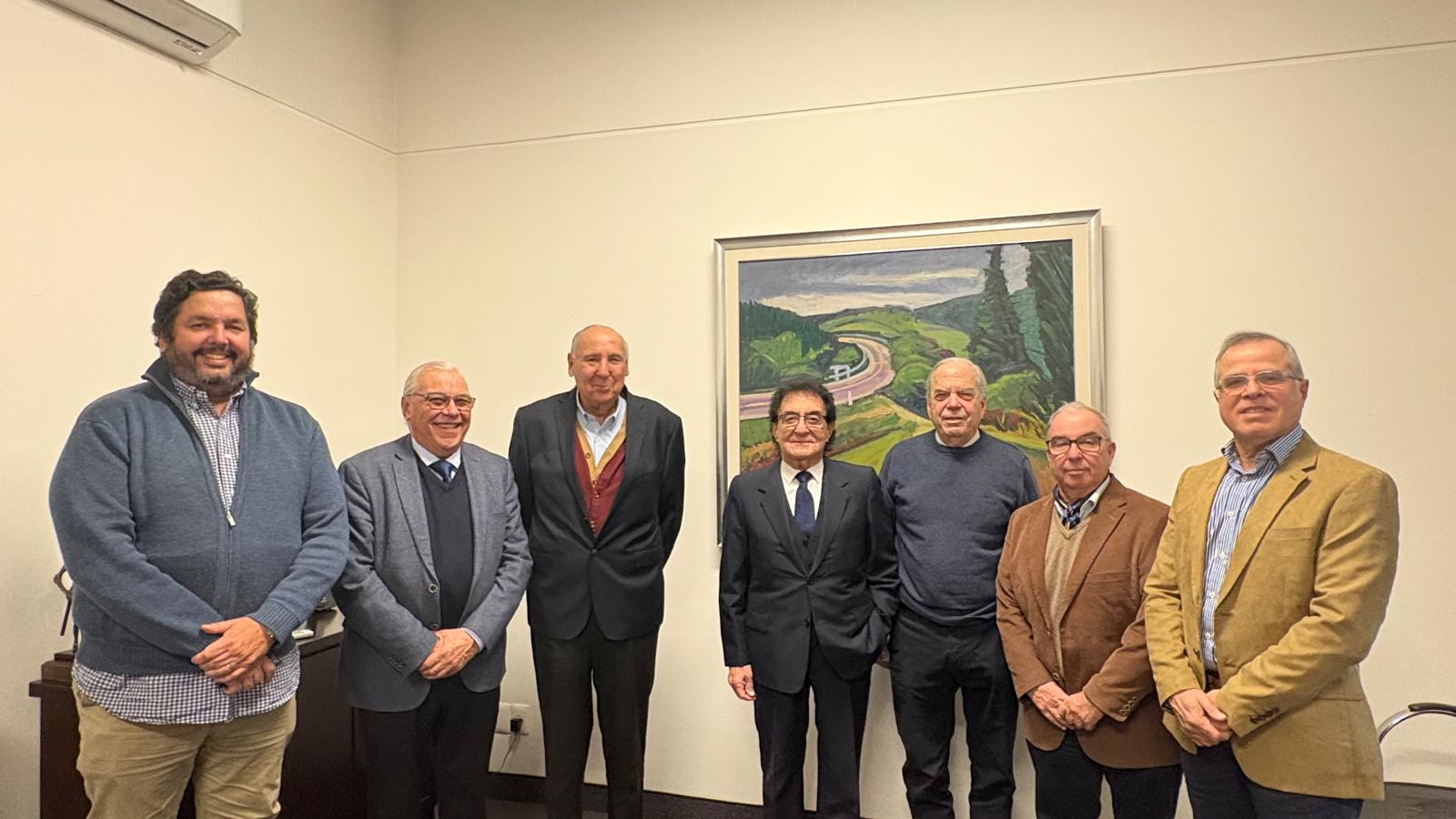 Firma del convenio con la Cámara Uruguaya de Inmobiliarias Rurales